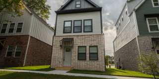 2 BR Townhomes 2 BR Townhomes Gallery 1