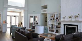 Barrington Park Ground Floor Condo 2/2 with Patio near Pool with Large Garage! Gallery 4