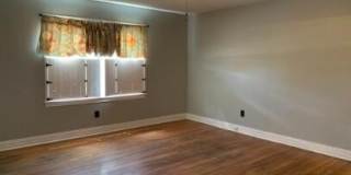 3208 33rd Street Gallery 1