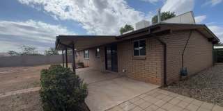 AVAILABLE NOW! 3 Bedroom, 2 Bath Huge Home Gallery 29
