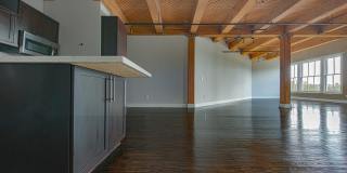 Dakota Lofts Gallery 31
