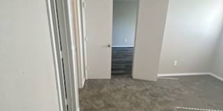 River Walk Apartments Gallery 154