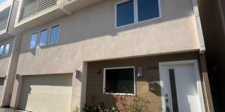 Spacious & Modern Tri-Level Townhome | 3 Bed, 2.5 Bath with Private Balcony Gallery 2