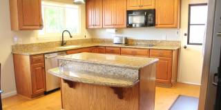 Gorgeous 4 Bedroom, 2 Bath in the Lovely Huntington Beach! Gallery 3