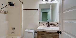 3 Bedroom/2.5 bathroom townhouse centrally located Oak Harbor Gallery 26