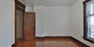 Large 5 Bedroom North Campus Townhouse - 1st house from High Street Gallery 15