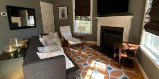 150 HERNDON MILLS Circle Gallery 12