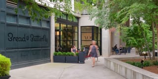 Inman Quarter Gallery 14