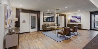 Lenox Park Gallery 24