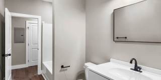 The Collection on 421 Gallery 7