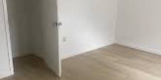 200 Maplewood Drive Gallery 2