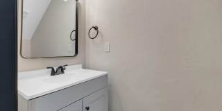 1226 Hidden Place Gallery 13