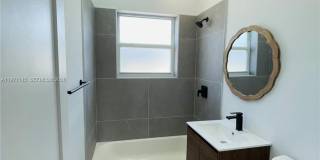 1905 Calais Dr Gallery 12