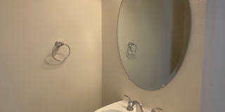 3 BD/3.5 BA Townhouse in downtown Livermore Station, No Pets Gallery 12