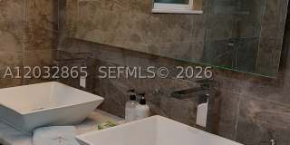 320 SE 15 PL Gallery 12