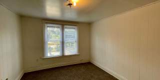 3 Bed 1.5 Bath House - Section 8 Gallery 11