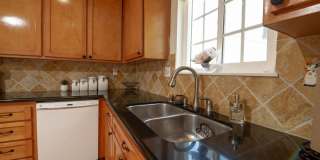 7310 Balboa Blvd Gallery 14