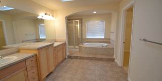 4Bd/2.5Ba Snohomish Home Gallery 14