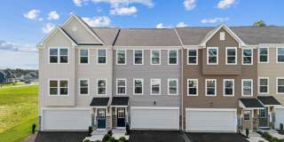 21 LYRIQ CT Gallery 1