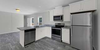 Luxury 3 BR 2 BA  Mobile Home 154 W Palm Avenue , Defuniak Springs Gallery 1