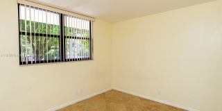 109 Lake Emerald Dr Gallery 35