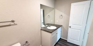 Gorgeous 3-bedroom, 2 Bathroom, Minutes from Randolph AFB Gallery 23