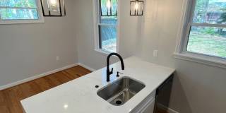 327 WHITTIER Street NW Gallery 18