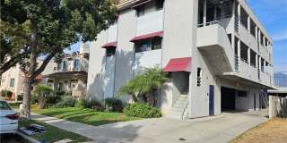 451 W Wilson Gallery 1