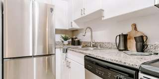 1643 6th Ave Gallery 11