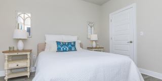 Windsor at Manhattan Gallery 36