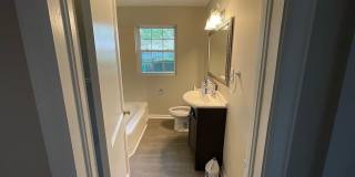 Room in 3 Bedroom Home at Glory St Gallery 13