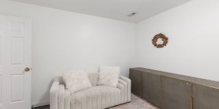 Luxury Furnished Home Gallery 55