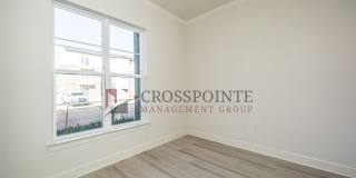 Luxury 3 bedroom, 3.5 Bath, 2 Car Garage Townhome- Fully Furnished! Gallery 4