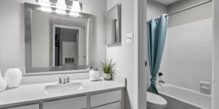 The Huxley at Medical Center Gallery 19