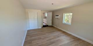 Spacious 3BR Rental with Outdoor Living Space Gallery 21