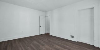 130 Chicago – Franklinton | For Rent $1500 Gallery 19