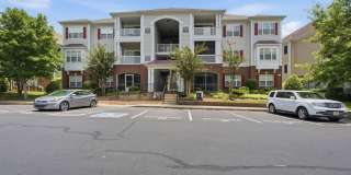Nippers Corner Condo Gallery 1