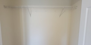 127 Carlisle St 2nd floor Gallery 20