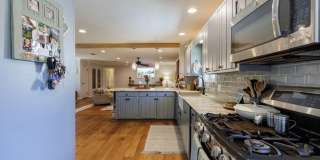 Stunning & Spacious 3-BR Home with Sunroom & Bonus Room in Valdosta! Gallery 11