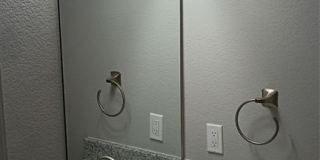 2004 Pecan Street Gallery 3