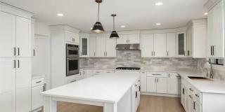 7783 Kingsview Lane N Gallery 1