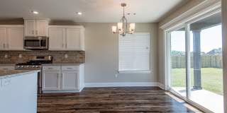3bed 2bath, LOADED w/Amenities near Stonebridge Meadows Country Club Gallery 9