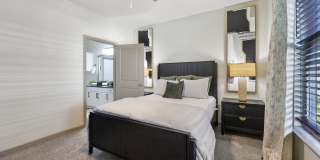 Vine and Vail Gallery 9