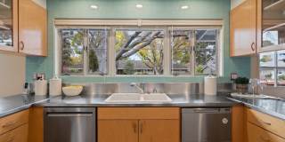 Iconic California Ranch Home by Architect Birge Clark in Leland Manor, Palo Alto Gallery 12