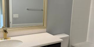 10129 Bedford Lakes Court Gallery 7