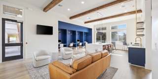 The Henry at Jones Road Gallery 10