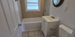 210 South Hedges Street Gallery 9