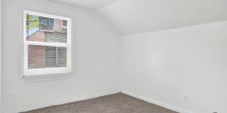 3 bedroom bungalow - $1200 Gallery 21