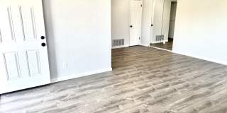 4549 Greenholme Dr Gallery 1