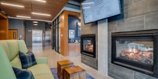 The Grove Gallery 16